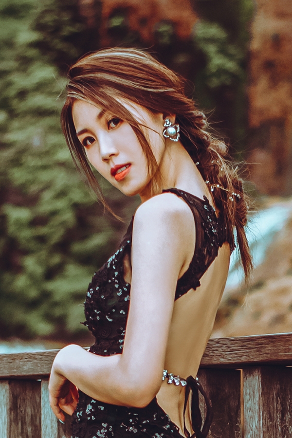 SHL_3904